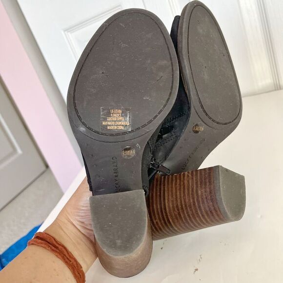 Lucky Brand Lizara Perforated Peep Toe Block Heel Bootie Sandal - Picture 11 of 13